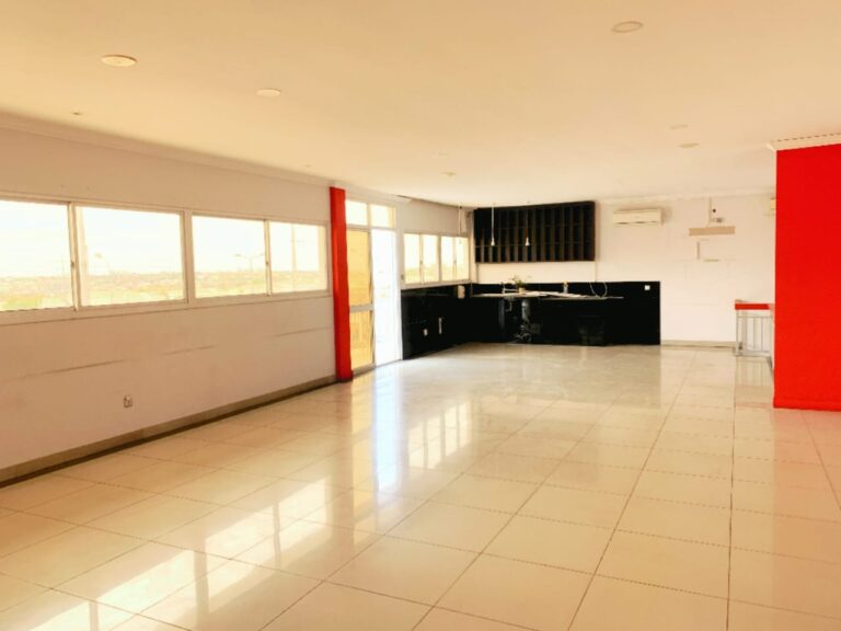 cb0b98f0 fc14 45be 9537 1aa9d3b1b16d 768x576