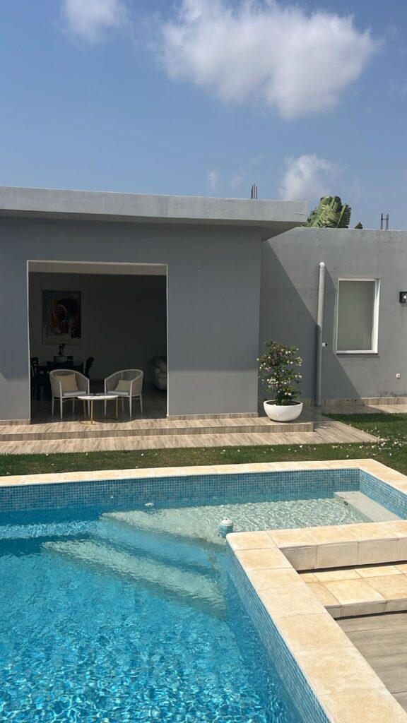 2cf82ece e82d 4bea ad05 11baab518e10 576x1024