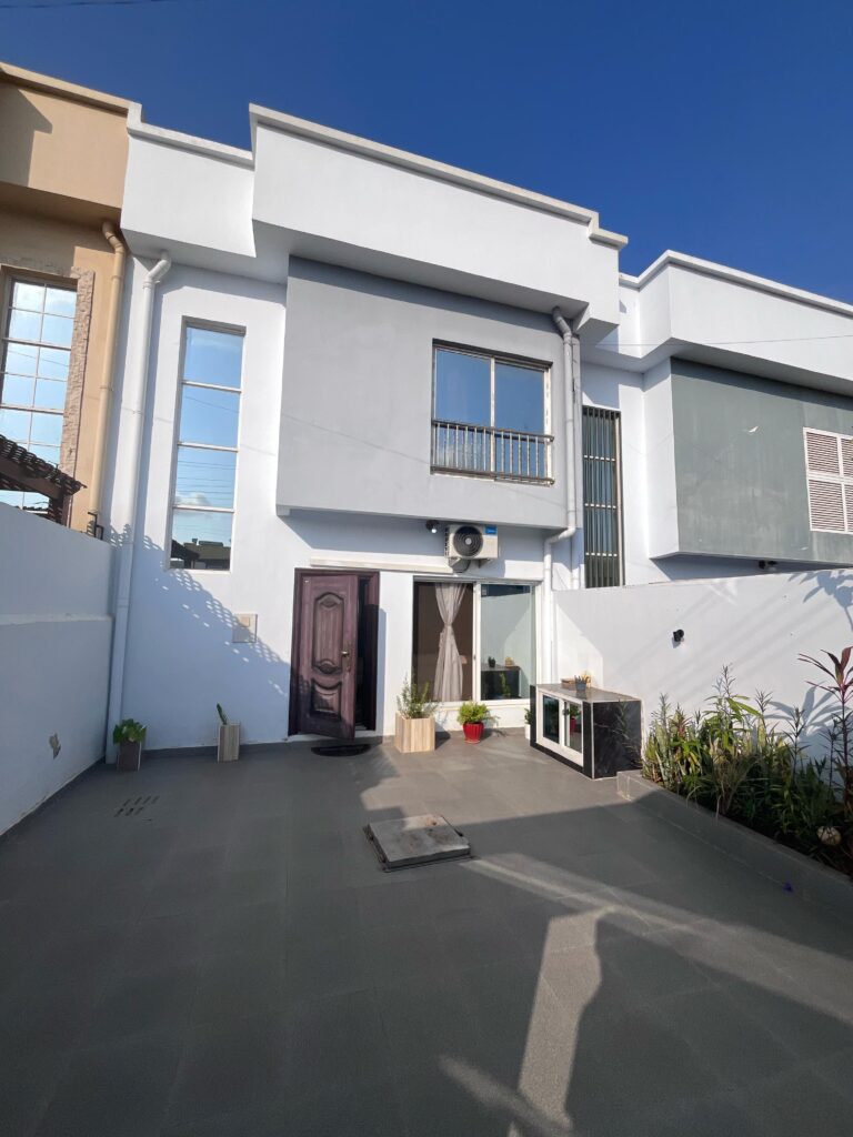 3be1b11e 897a 4a75 bf71 2f0e369d8eba 768x1024