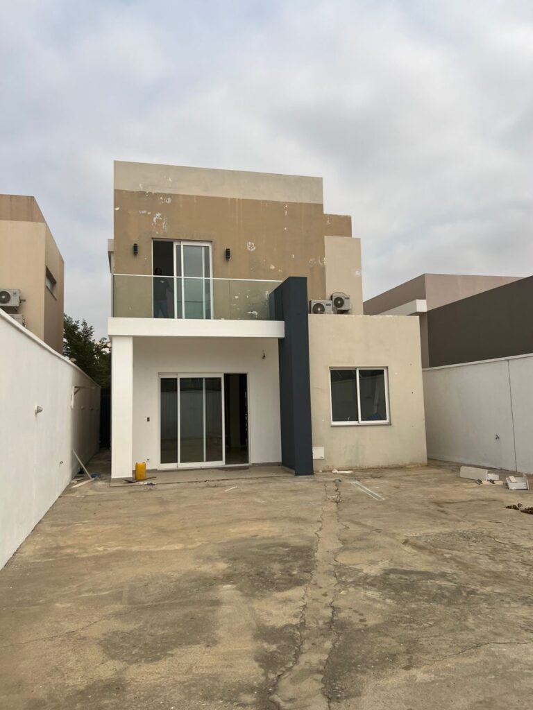 447f26fe a38d 4931 912e b25b25d9d0eb 768x1024