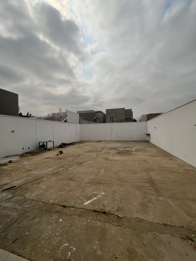 4f8e51f6 6546 45e6 a414 e29d904a80a4 768x1024