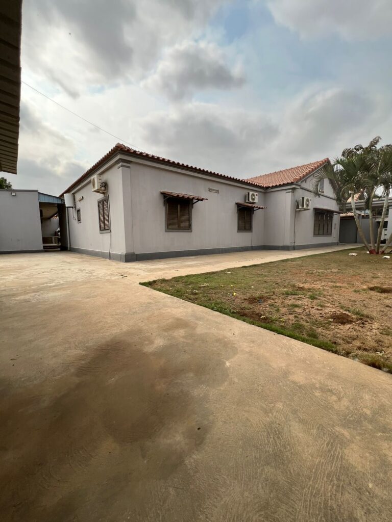 8108b242 5fd4 4e84 b0b2 771fe095bc2b 768x1024