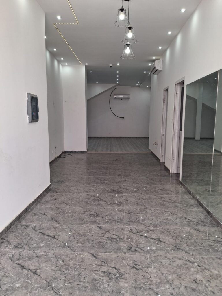 c6419b5e 1b26 4070 a418 334f06a4d4fd 768x1024